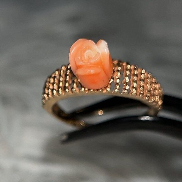 14k Coral Carved Rose Ring - Picture 4 of 10